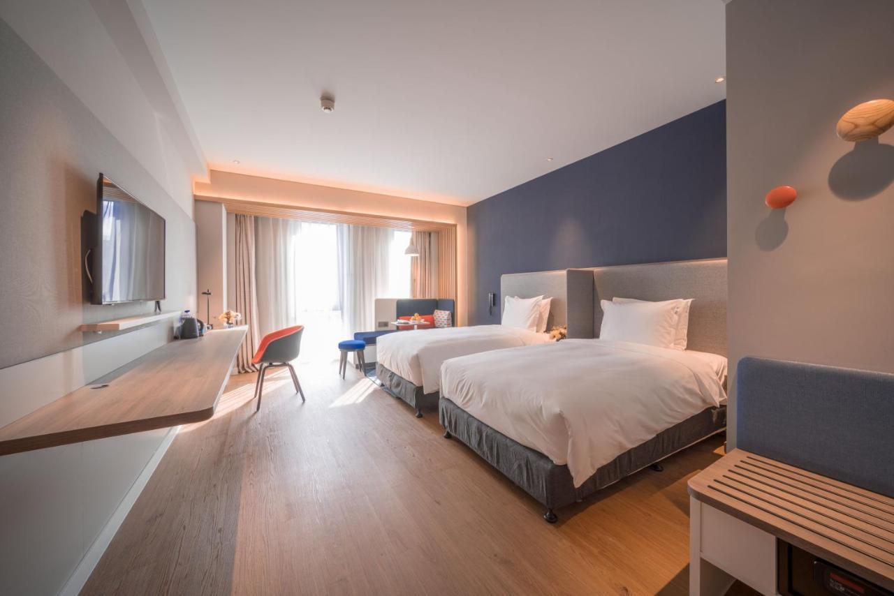 Holiday Inn Express Shanghai Huijin By Ihg Εξωτερικό φωτογραφία
